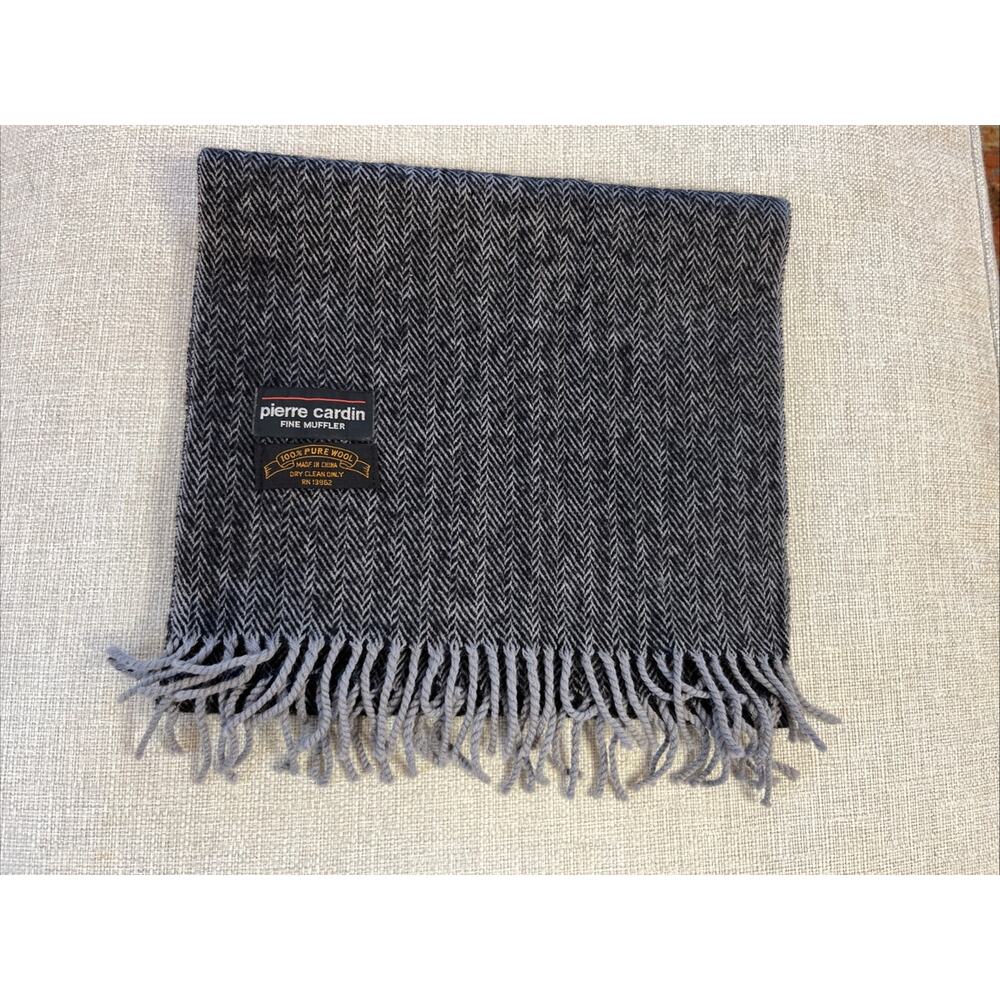 Vintage PIERRE CARDIN Fine Muffler Herringbone 100% Pure Wool Scarf Gray Classic - Picture 7 of 8